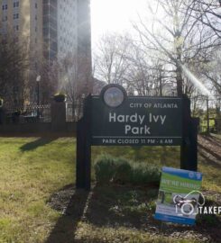 Hardy Ivy Park
